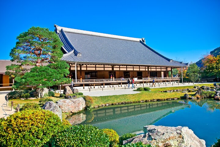 Osaka/Kyoto: Arashiyama, Fushimi Inari & Nara Park Day Trip