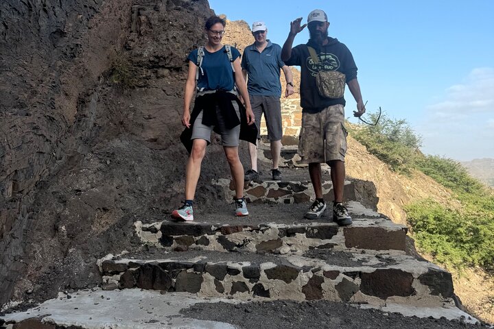 Sunset Hike to Lighthouse, Dona Amélia, São Vicente, 2h