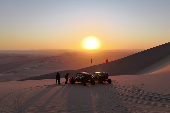 Huacachina: Desert UTV Buggy Ride and Sandboarding Adventure