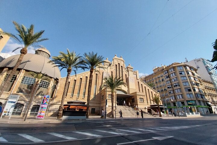 Alicante Highlights Tour for Cruise Passengers with Port Pickup