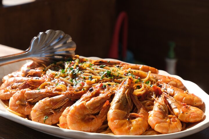 Private Cruise: Explore Rina’s Cave & Enjoy Fresh Seafood Onboard