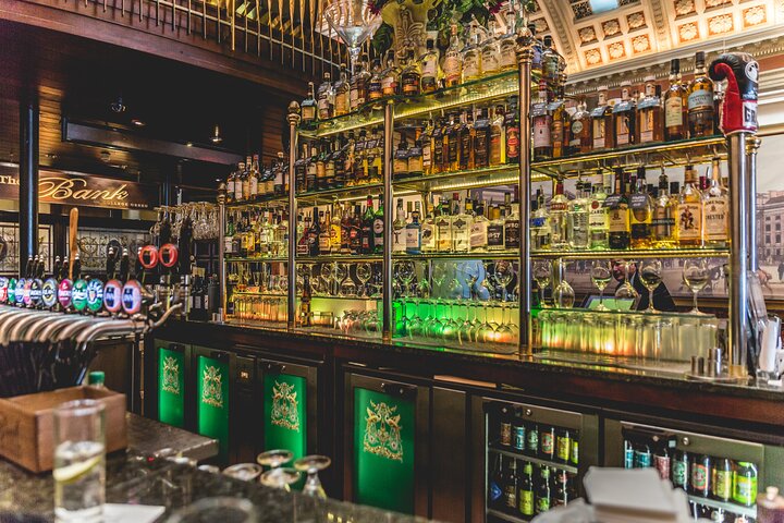 Dublin Historical Centre Food Tour with 7 Food Tastings & Drinks