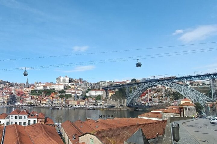 Private Transfer Santiago de Compostela to Porto or vice versa