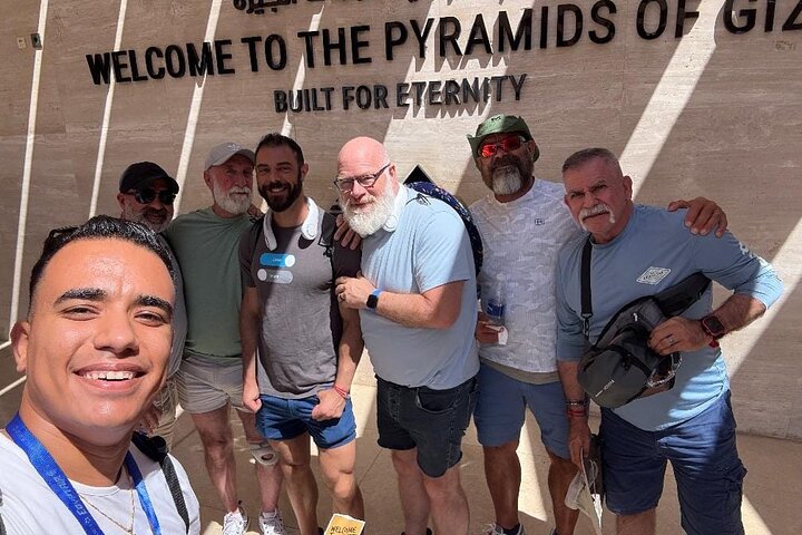 Private Tour to Giza pyramids & Grand Museum from Alexandria Port