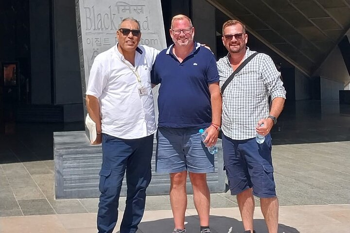 Private Tour to Giza pyramids & Grand Museum from Alexandria Port