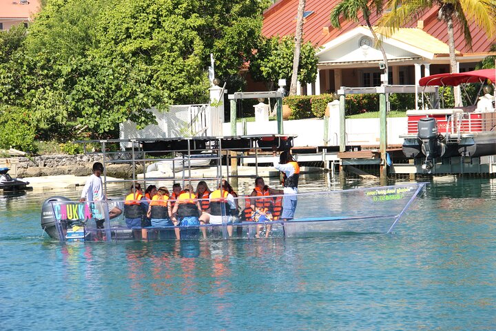 Invisible Boat to Rainbow Reef and Papa Doc Wreck