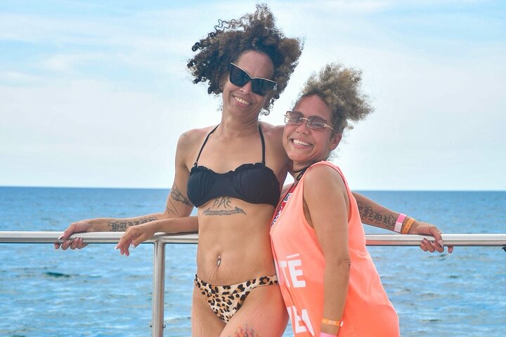 Ricks Cafe Cruise Snorkeling Open Bar DJ OCEAN EDEN BAY/CORAL