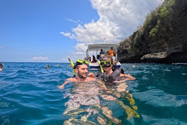Full Day Nusa Penida Island with Snorkeling from Bali