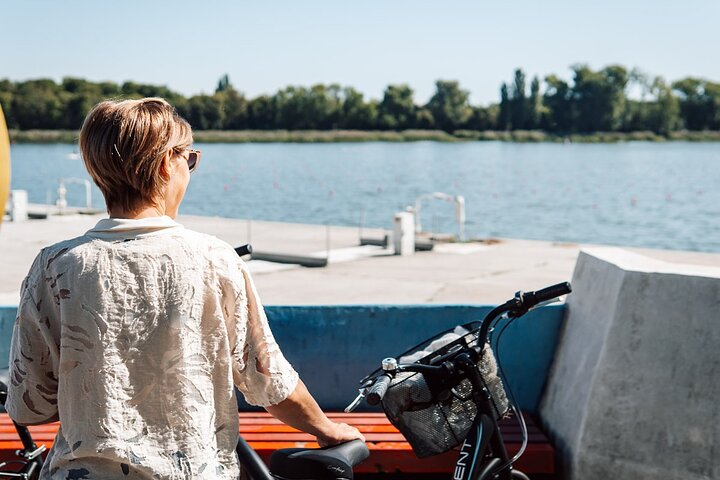 Poznań Highlights on a Guided Bike Ride