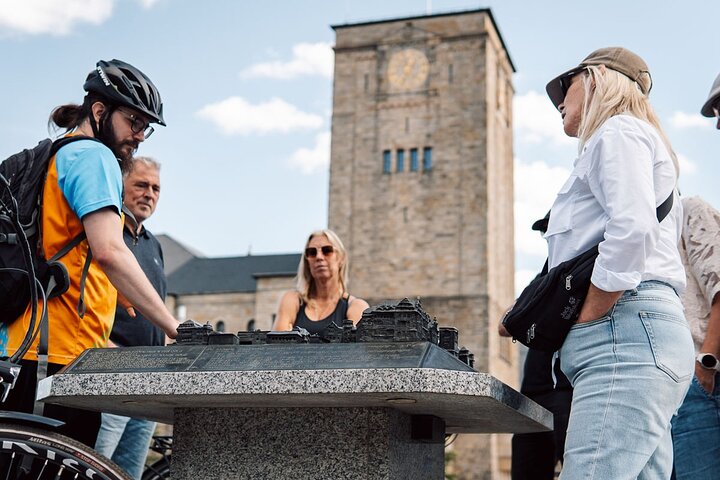 Poznań Highlights on a Guided Bike Ride