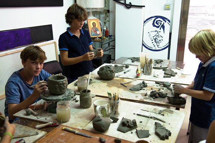 2-Hour Pottery Making Workshop in Ragusa