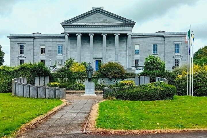 Ennis Walking Tour with a Local Expert