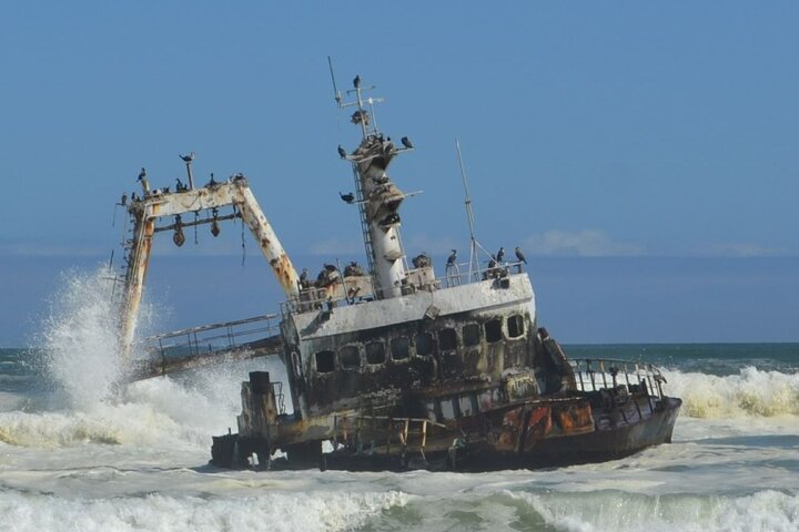 Skeleton Coast Park, and Ship Wrecks Old Oil Rigg, Diamond Field