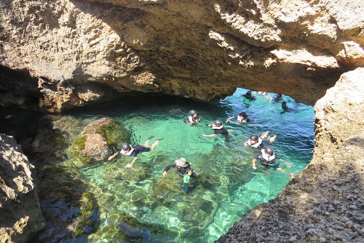 Mallorca: Kayaking, Sea Cave, Cliff Jumping & Snorkel Tour