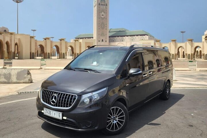 Full Day Tour in Fez with Lunch and Transfer to Casablanca