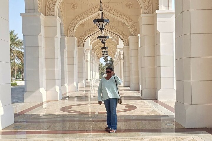 Abu Dhabi Layover City Sightseeing Tour - Private & Flexible