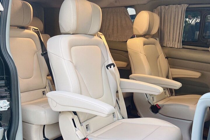 Guangzhou Baiyun Airport to Hotels: Private with Meet & Greet