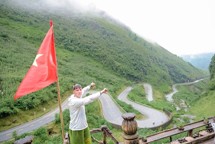 Ha Giang Loop 4 Days 3 Nights Motorbike Tour with easy Rider
