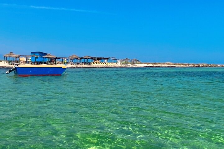 Excursion to Kuriat Island by Yacht
