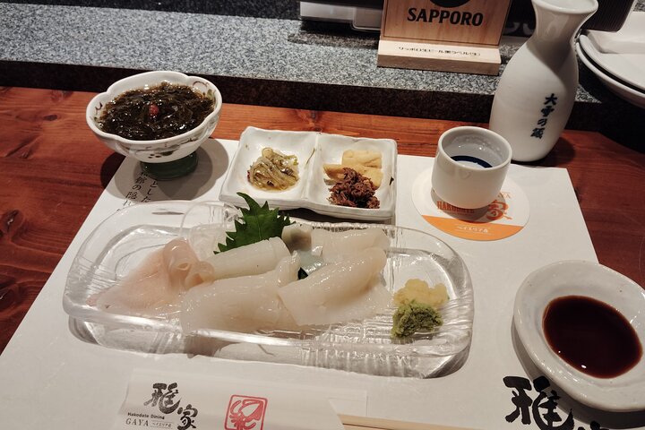 Hakodate: Morning Market Tour with Seafood Tasting Options
