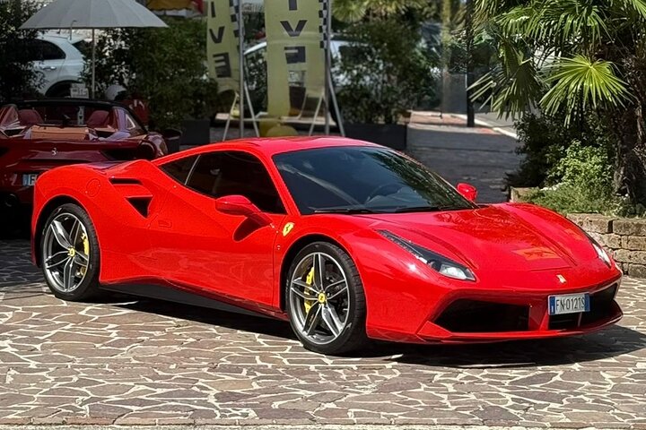 Ferrari 488 Private Test Drive in Maranello