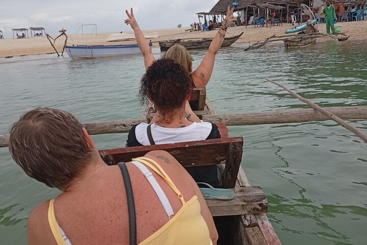 Kongo River Sunset Experience in Canoe