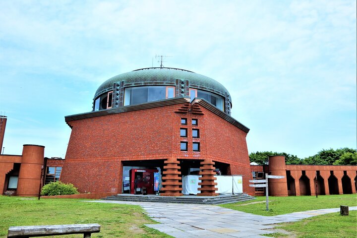 Private Tour with Kushiro Marsh, Tancho, and Local Market
