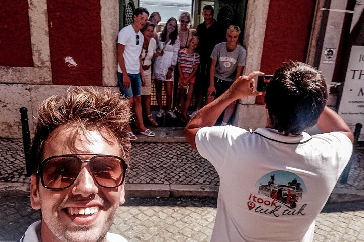 True 4Hour Private Tuk Tuk Tour: Discover Lisbon with a Local!