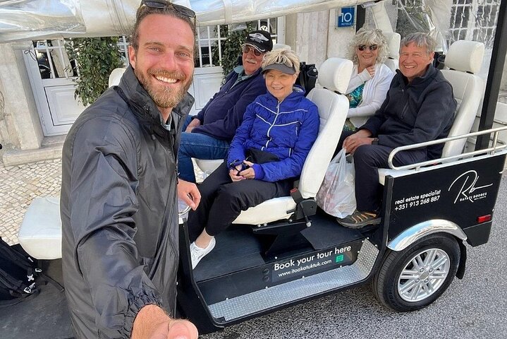 True 4Hour Private Tuk Tuk Tour: Discover Lisbon with a Local!