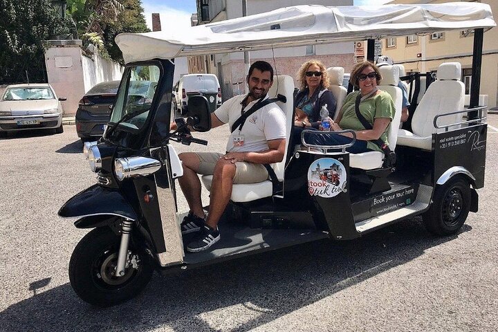 True 4Hour Private Tuk Tuk Tour: Discover Lisbon with a Local!