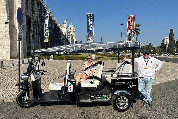 True 4Hour Private Tuk Tuk Tour: Discover Lisbon with a Local!