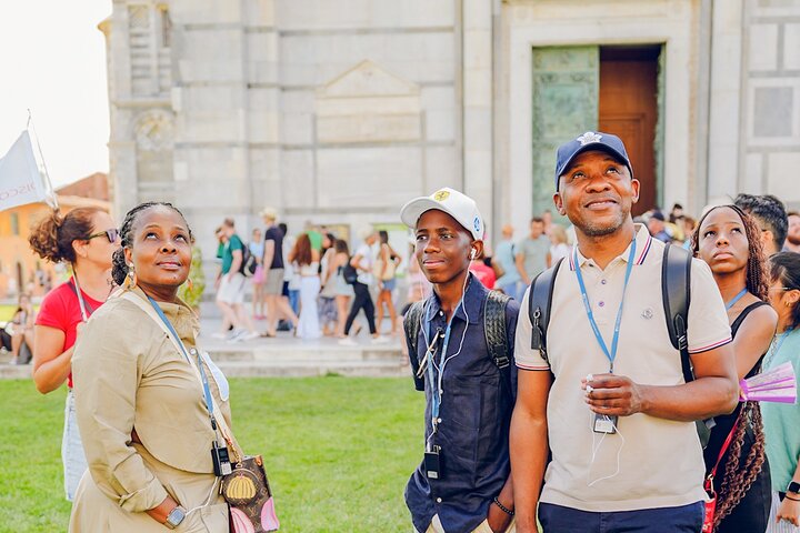 Pisa all inclusive: Baptistery, Cathedral and Leaning Tower guided tour