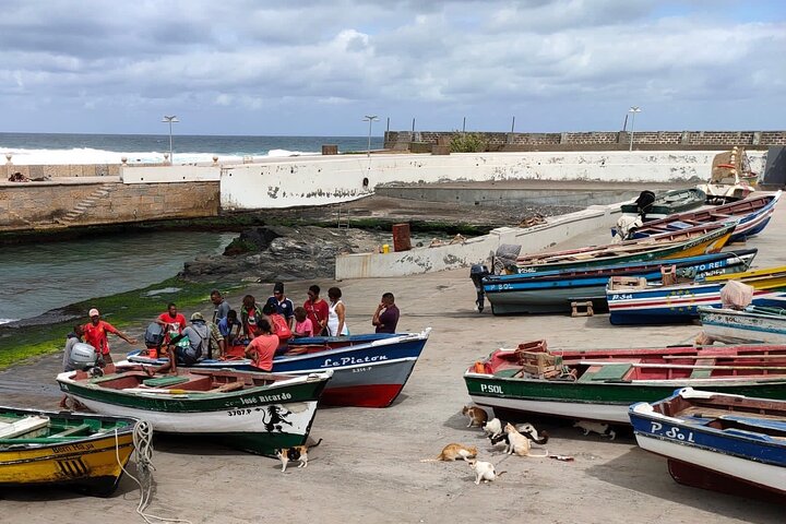 Best of São Vicente & Santo Antão – 2 Days: Car, Ferry & Guide