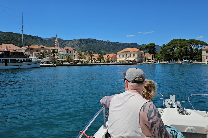 Hvar & Brač PRIVATE Speedboat: Cave, Blue Lagoon & Hidden Bays