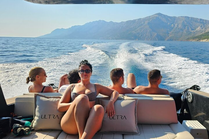 Hvar & Brač PRIVATE Speedboat: Cave, Blue Lagoon & Hidden Bays