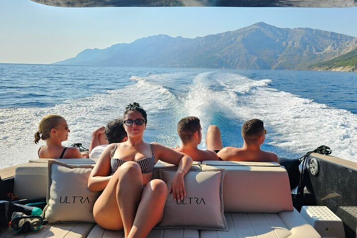 Makarska 4-Island Luxory Boat Tour: Hvar Town & Pakleni Islands
