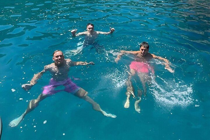 Makarska 4-Island Luxory Boat Tour: Hvar Town & Pakleni Islands