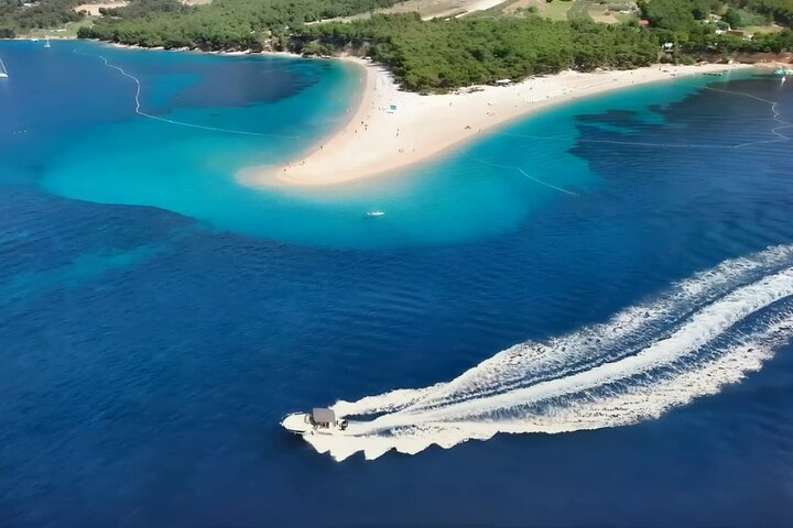 Makarska 3-Island Speedboat Tour: Golden Horn and "Little Venice"
