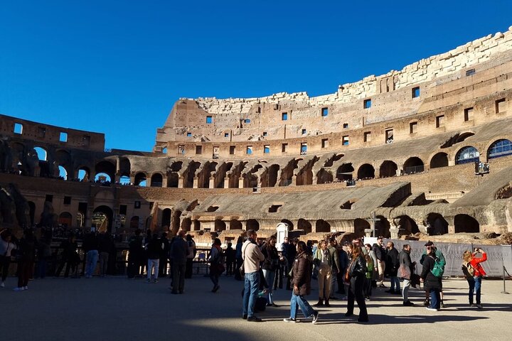 Rome: Colosseum, Forum & Palatine with Arena Access + Audio Guide