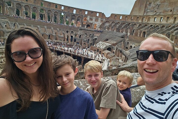 Rome: Colosseum, Forum & Palatine with Arena Access + Audio Guide
