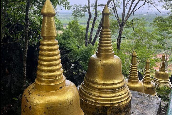 Krabi: Tiger Cave, Emerald Pool, and Hot Springs Small-Group Tour
