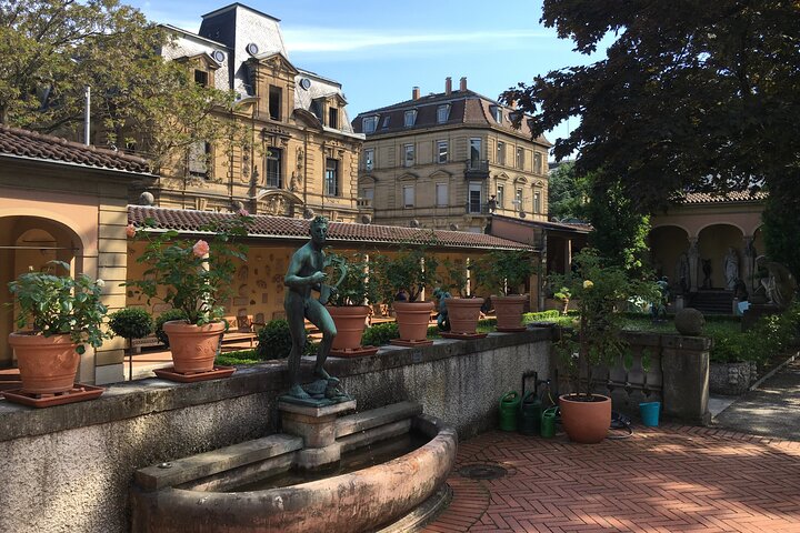 Private Stuttgart City Tour with Licensed Guide and Driver Guide