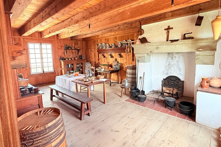 Louisbourg Fortress & Lighthouse Tour from Sydney Cape Breton