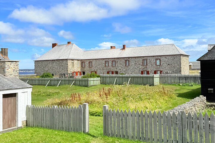 Louisbourg Fortress & Lighthouse Tour from Sydney Cape Breton