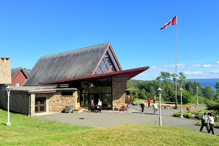 Cabot Trail & Baddeck Tour from Sydney Cape Breton Cruise Port
