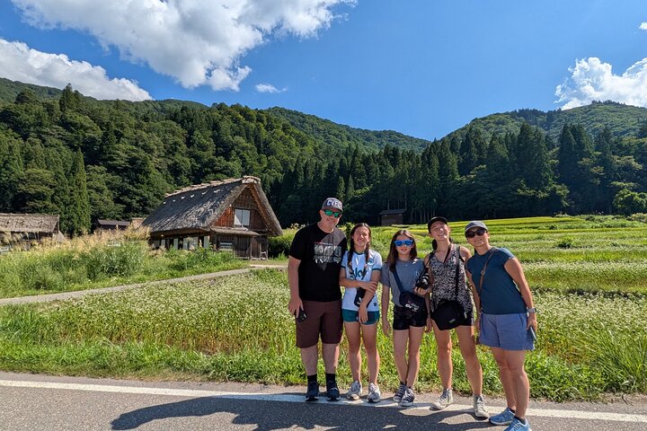 Takayama & Shirakawa-go Private Tour – Guide & Car from Nagoya