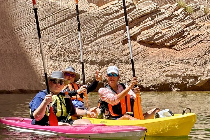 Lake Powell Kayak and Water Antelope Canyon Hike Guided Tour