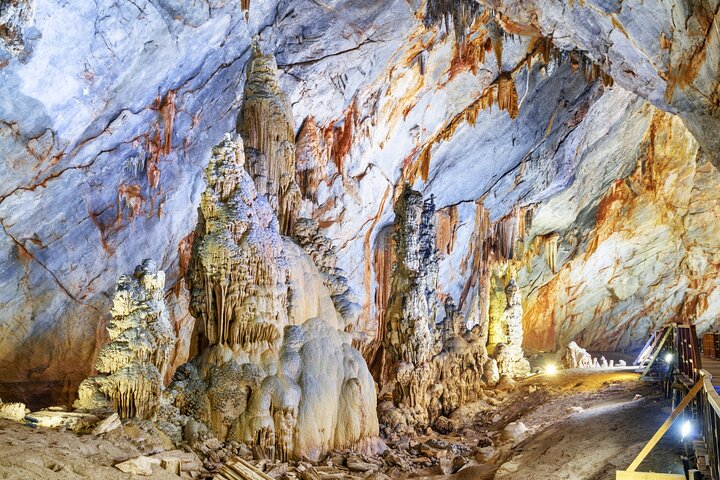 Phong Nha Cave and Paradise Cave: Guided Boat Tour & Exploration