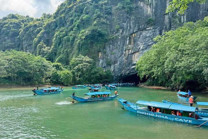 Phong Nha Cave and Paradise Cave: Guided Boat Tour & Exploration