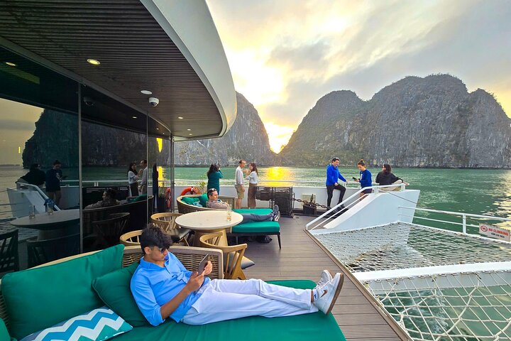 Halong Bay & Lan Ha Bay Luxury Day Cruise by The Halong Catamaran